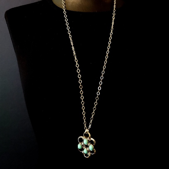 Banana Republic Jewelry - Banana Republic Pendant Necklace